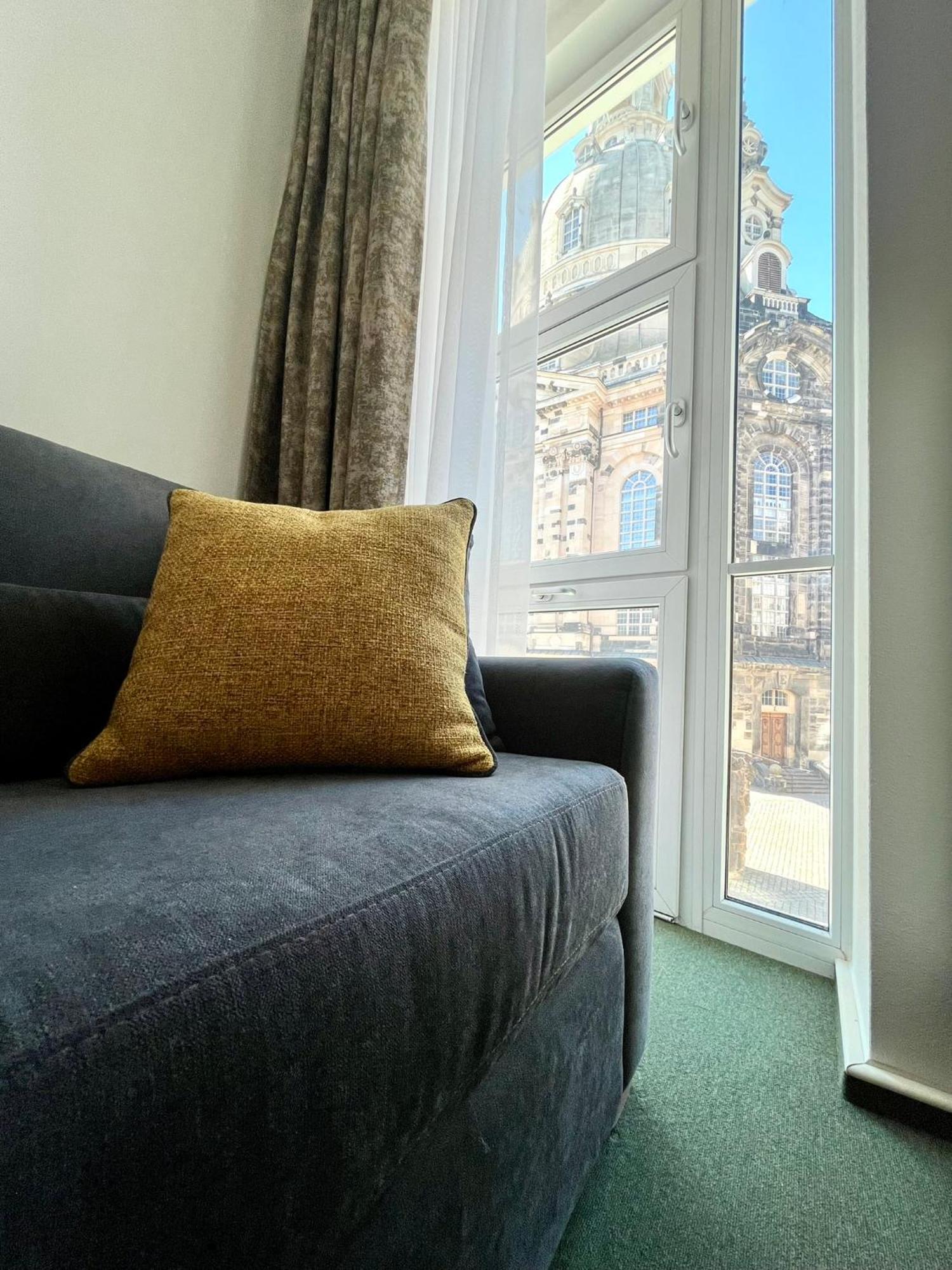 Grosses Familienapartment Mit Blick Zur Frauenkirche Dresden Kamer foto